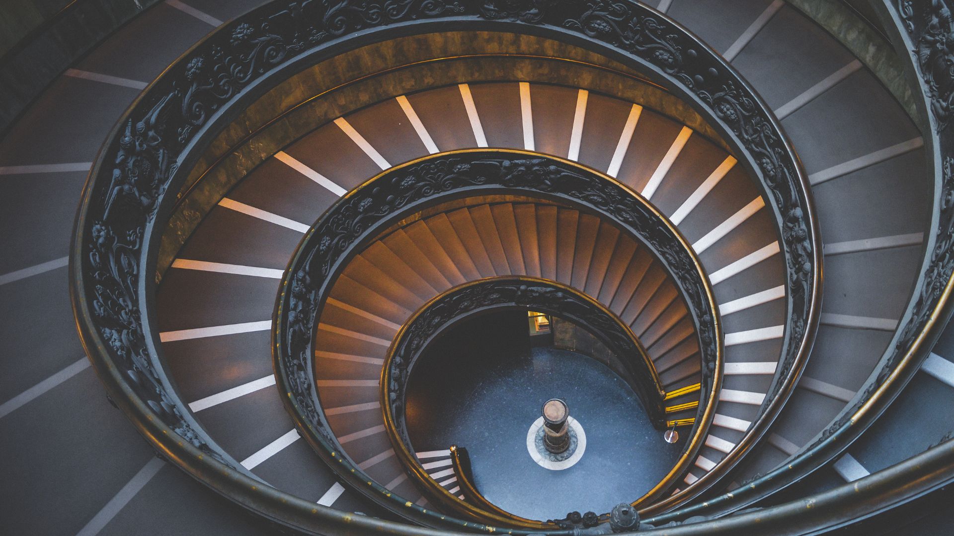 Elevating Spaces with Creativity: The Magic of Artistic Staircases Elevating Spaces with Creativity: The Magic of Artistic Staircases