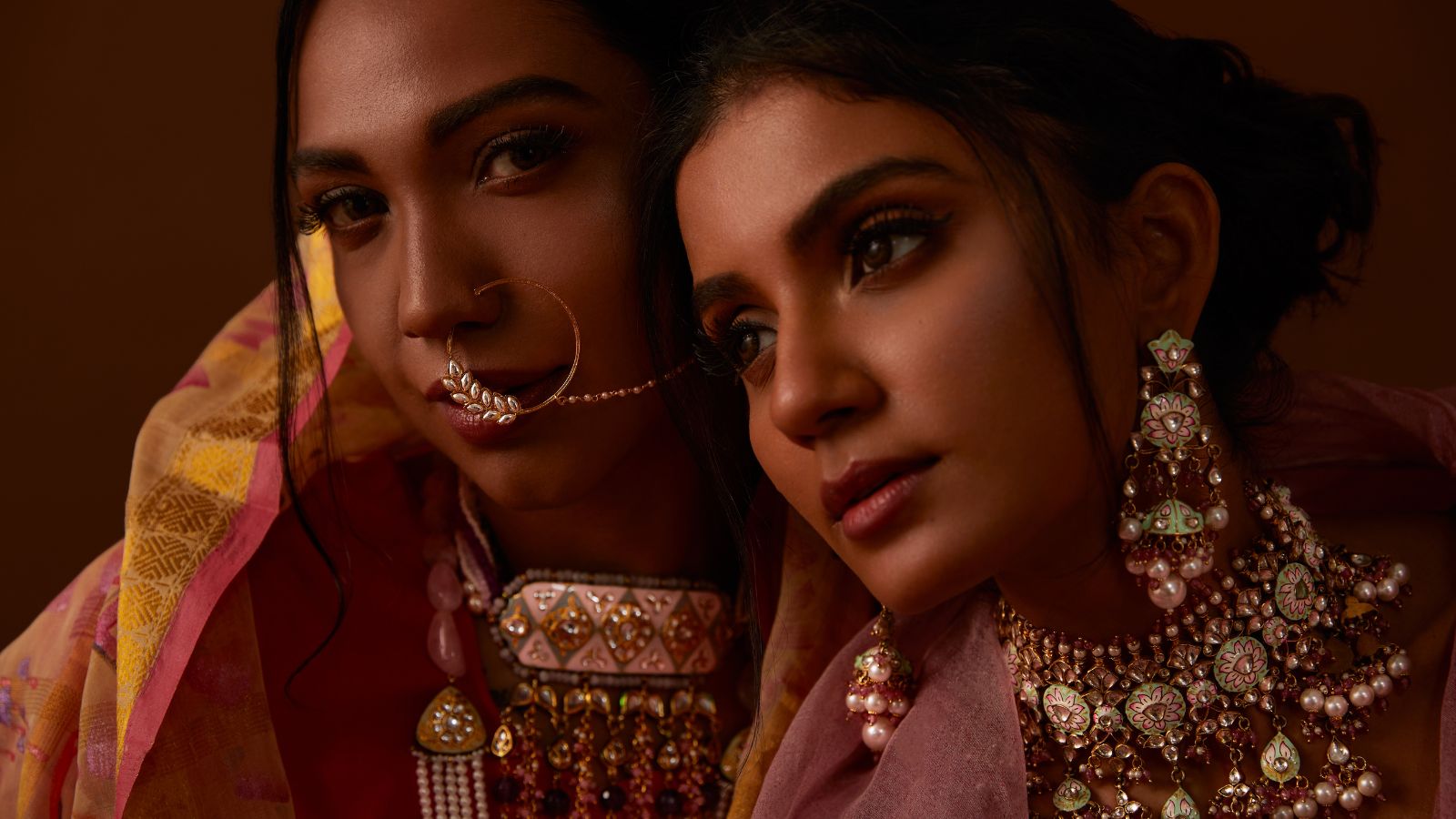 How to Use Classified Ads to Find Best Deals on Clothing and Accessories How to Use Classified Ads to Find Best Deals on Clothing and Accessories