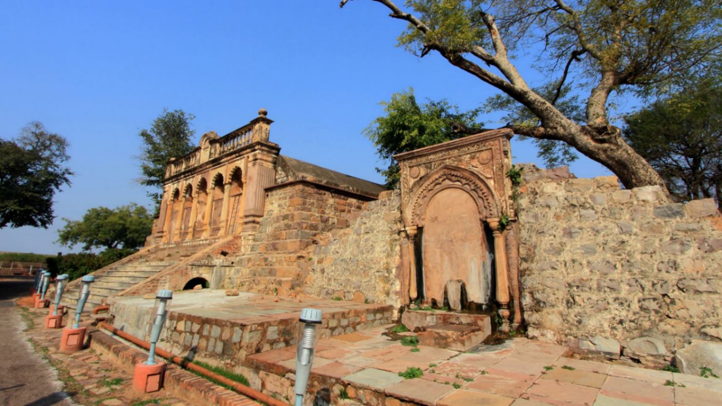 Jhansi Pin Codes, History, Food and Places to Visit Jhansi Pin Codes, History, Food and Places to Visit