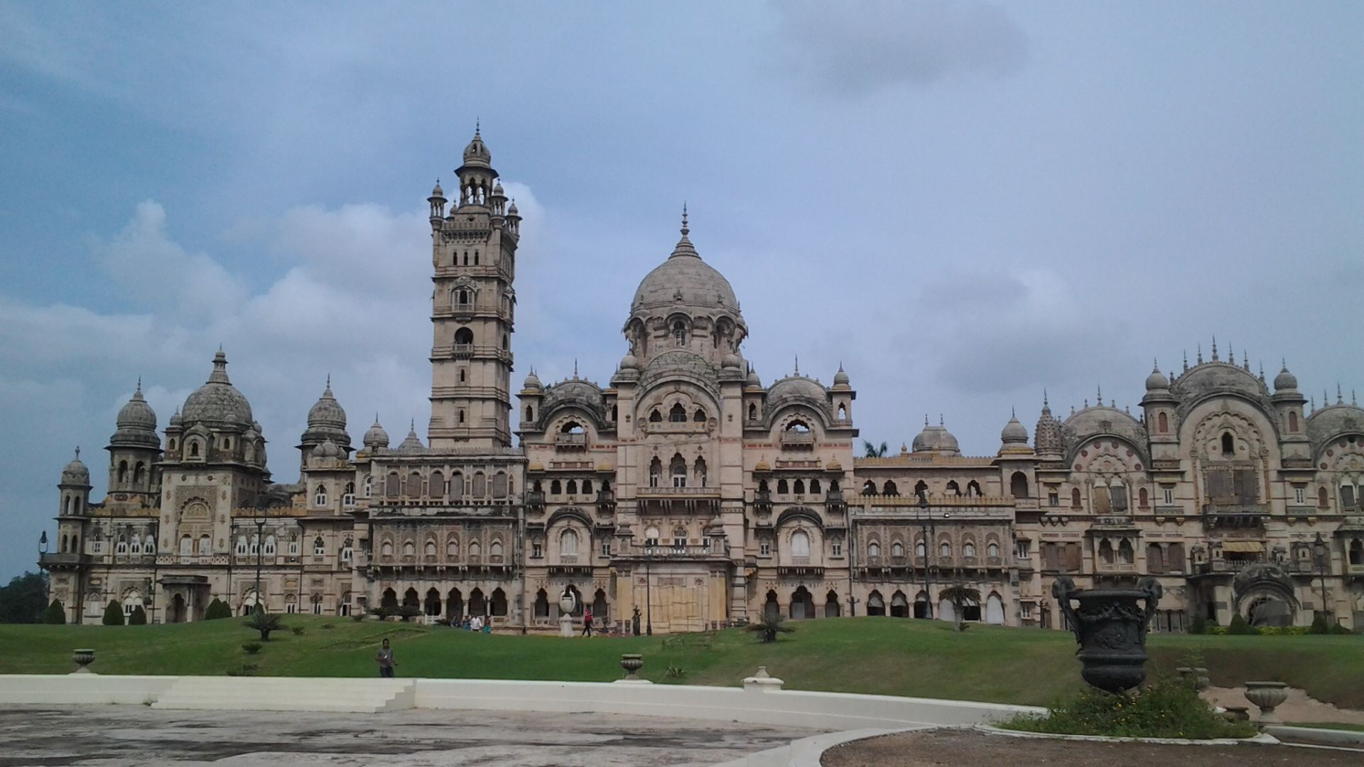 Vadodara Pin Codes: 5 Most Expensive Areas in Vadodara Vadodara Pin Codes: 5 Most Expensive Areas in Vadodara